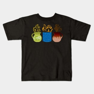 Atole, canela y cafe. Kids T-Shirt
